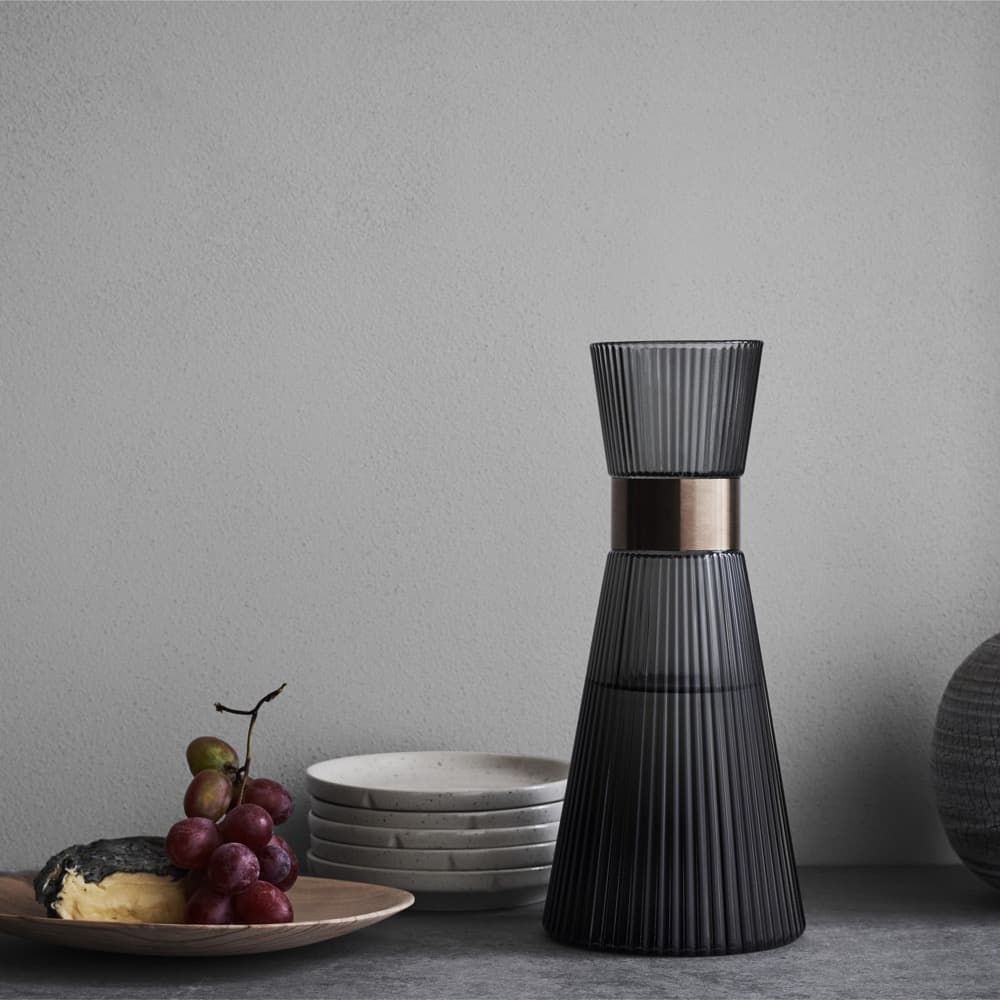 Grand Cru Nouveau Water Carafe Smoke H: 10" Ø: 4.5" 33.8 oz by Rosendahl - Image 3