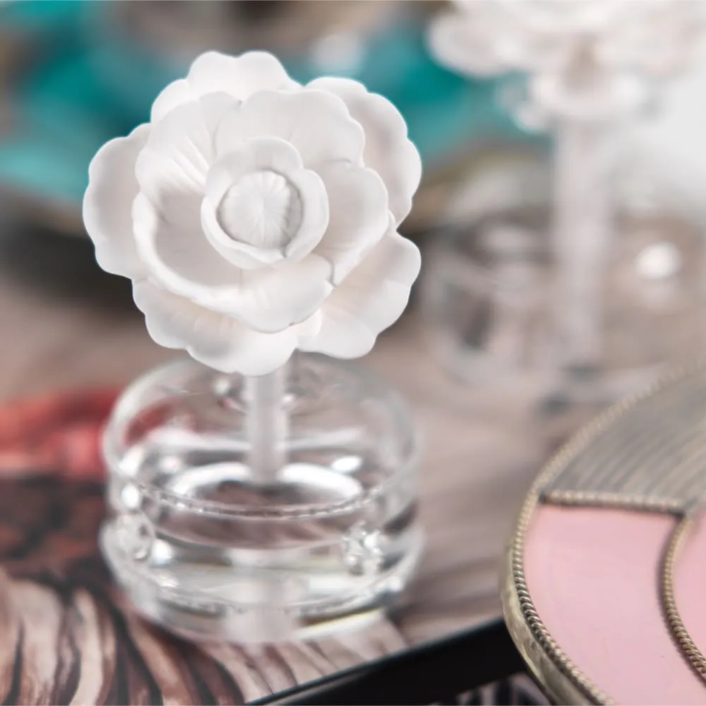 Mini Grand Casablanca Lily Porcelain Diffuser by Zodax - Image 2