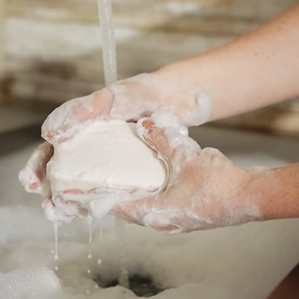 Sea Salt Shea Butter Soap by Pre de Provence - Image 3