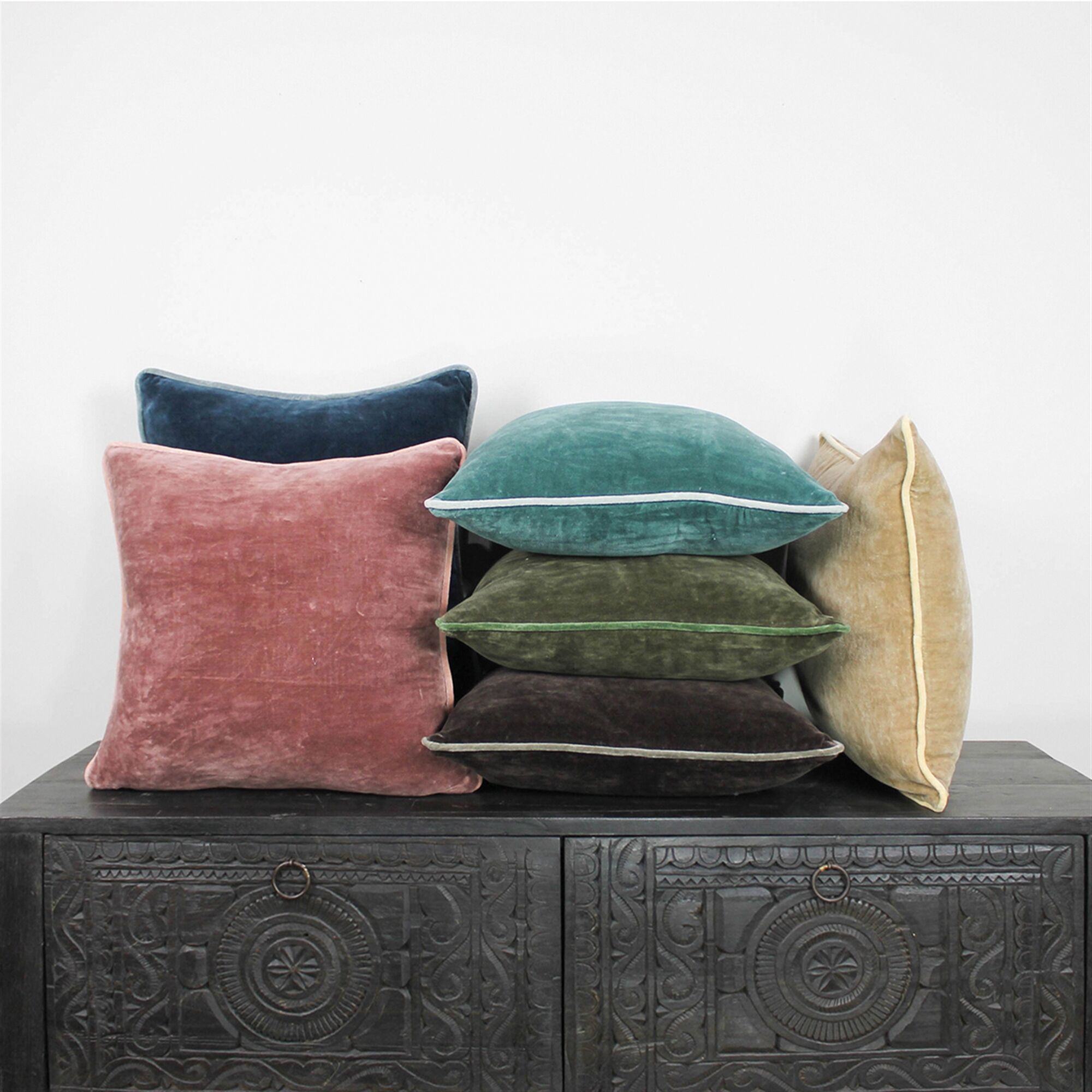 Andover Goldenrod Velvet Pillow by HomArt - Image 3