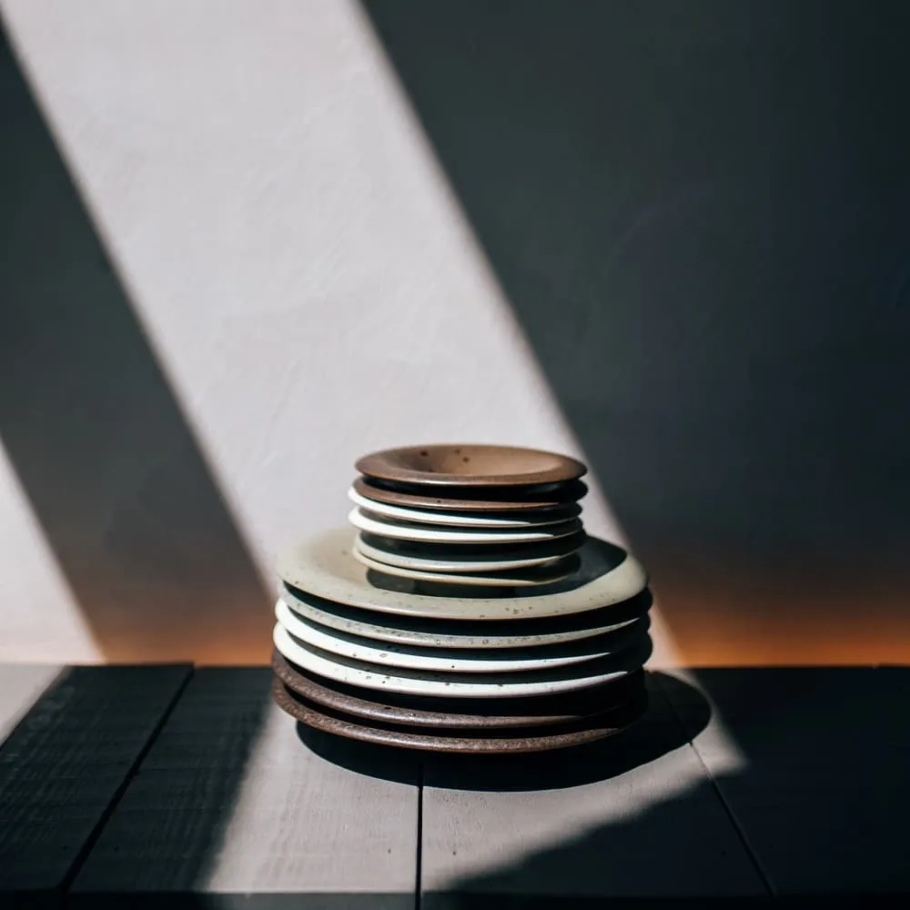 Bosque Dessert Plate Brown Stoneware by Pomax - Image 4