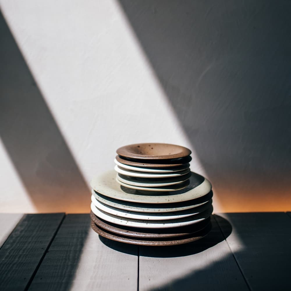 Bosque Dessert Plate Brown Stoneware by Pomax - Image 6
