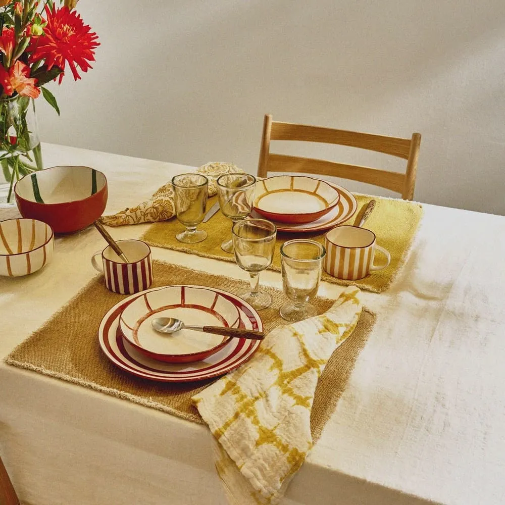 Frivole Tumeric Cotton Placemat by Pomax - Image 2
