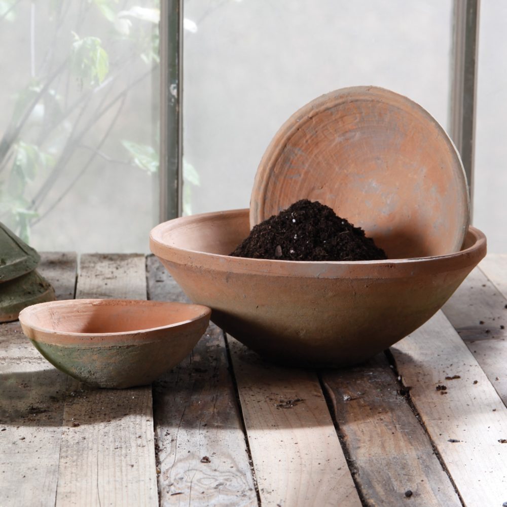 Small Antique Red Rustic Terra Cotta Bowl Set of 3 by HomArt - Image 2