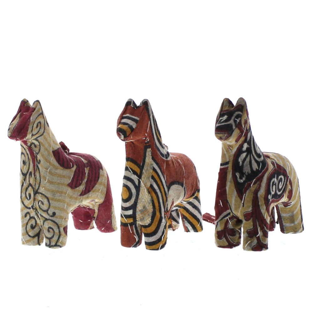 Vintage Sari Horse Ornament by HomArt - Image 4