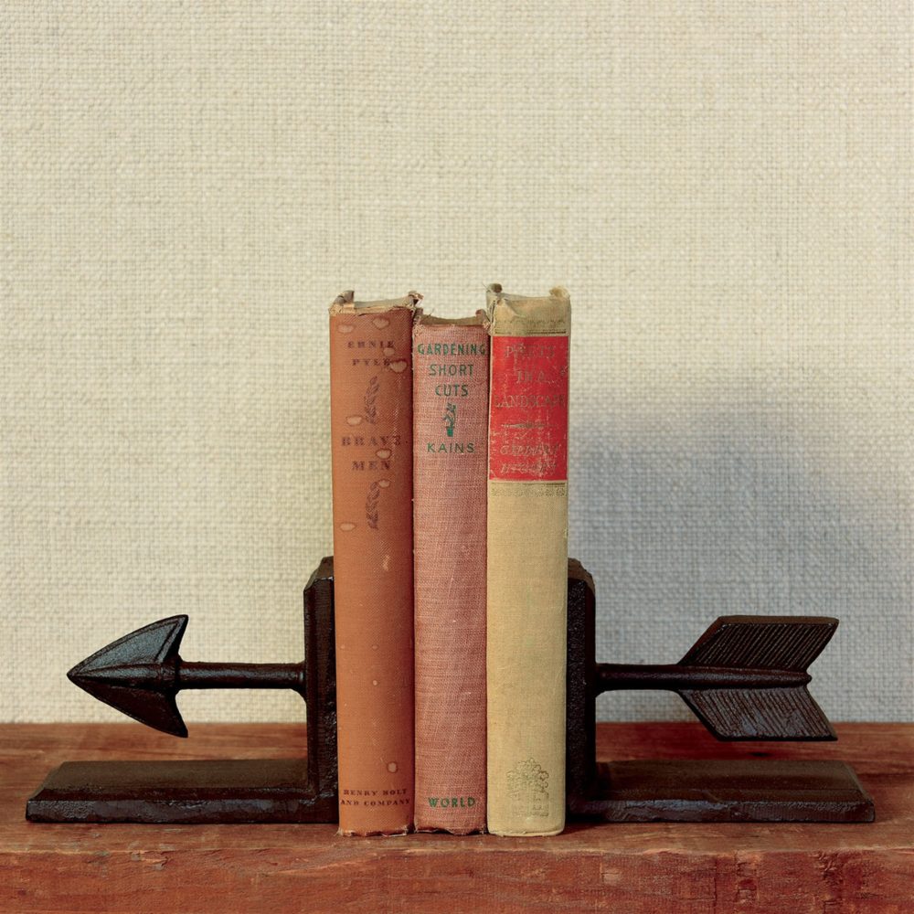 Brown Cast Iron Arrow Bookends by HomArt