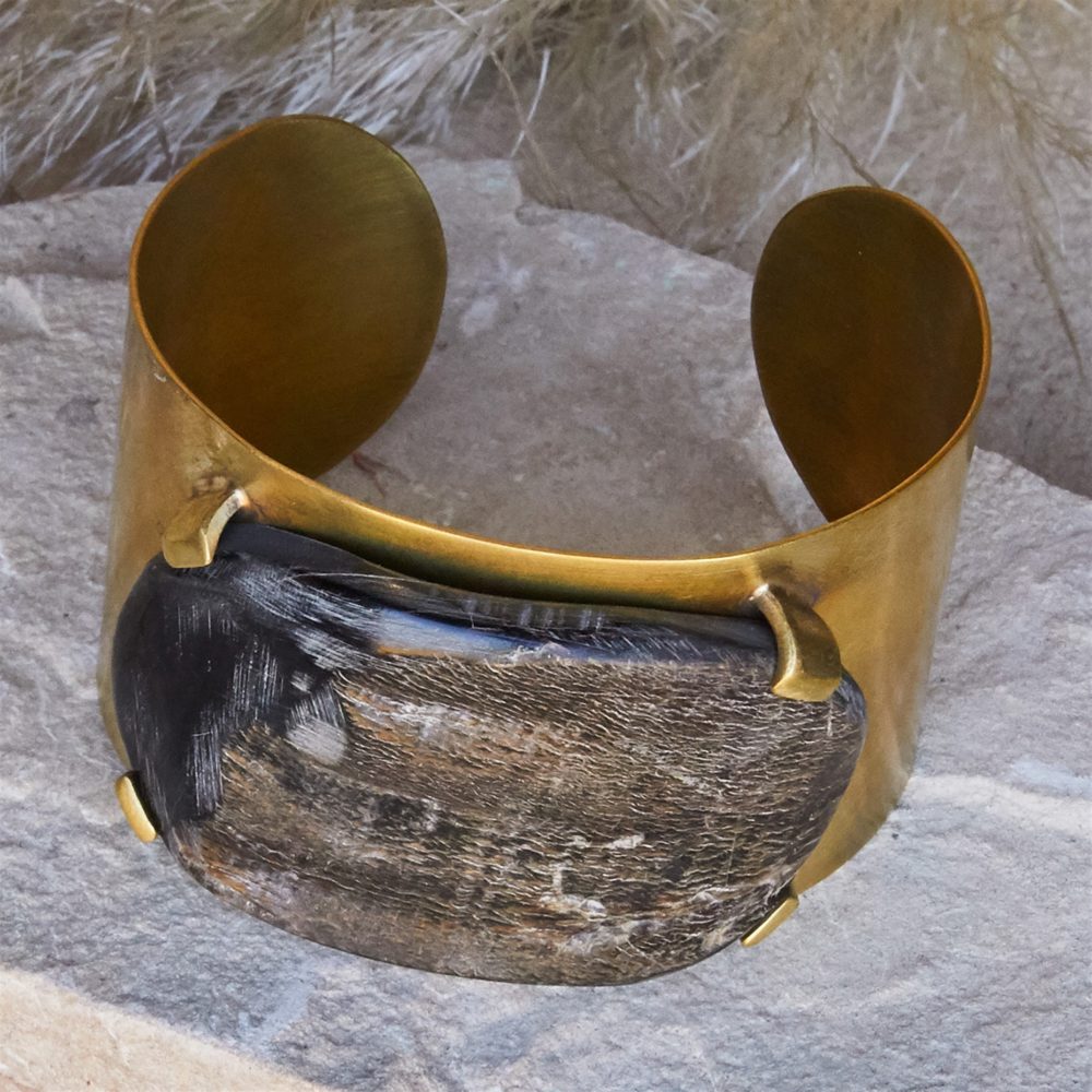 Banten Wide Cuff with Dark Horn by Ora Ten