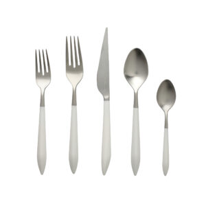 Ares Argento & White Five-Piece Place Setting by VIETRI