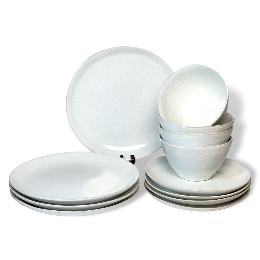 Lily Valley Dinner Plate by Carmel Ceramica - Image 3
