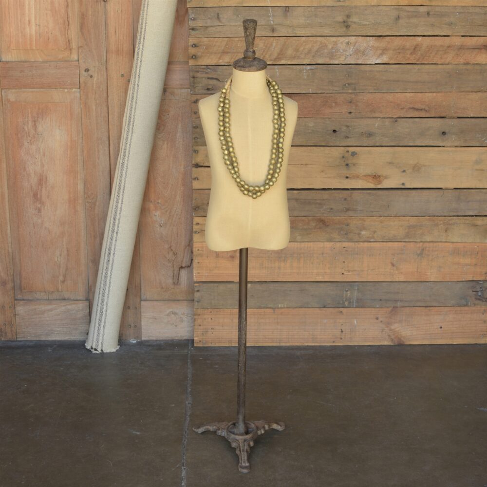 Roebuck Woman Mannequin by HomArt - Image 3
