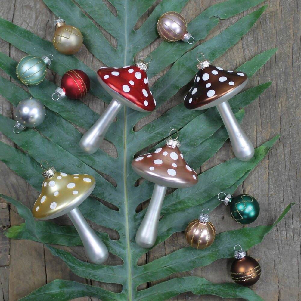 Glass Mushroom Ornaments Set of 4 by HomArt - Image 6