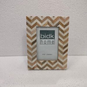 White and Brown 5 x 7 Zig Zag Frame by BIDKhome