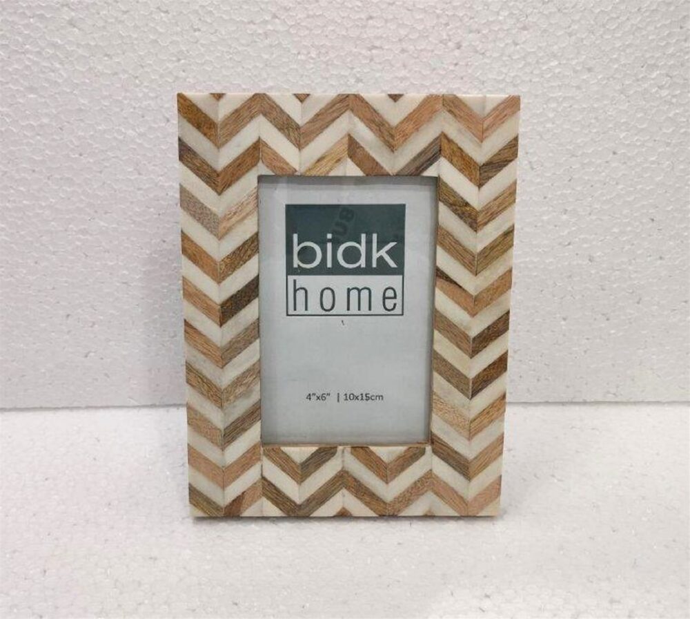 White and Brown 4 x 6 Zig Zag Frame by BIDKhome