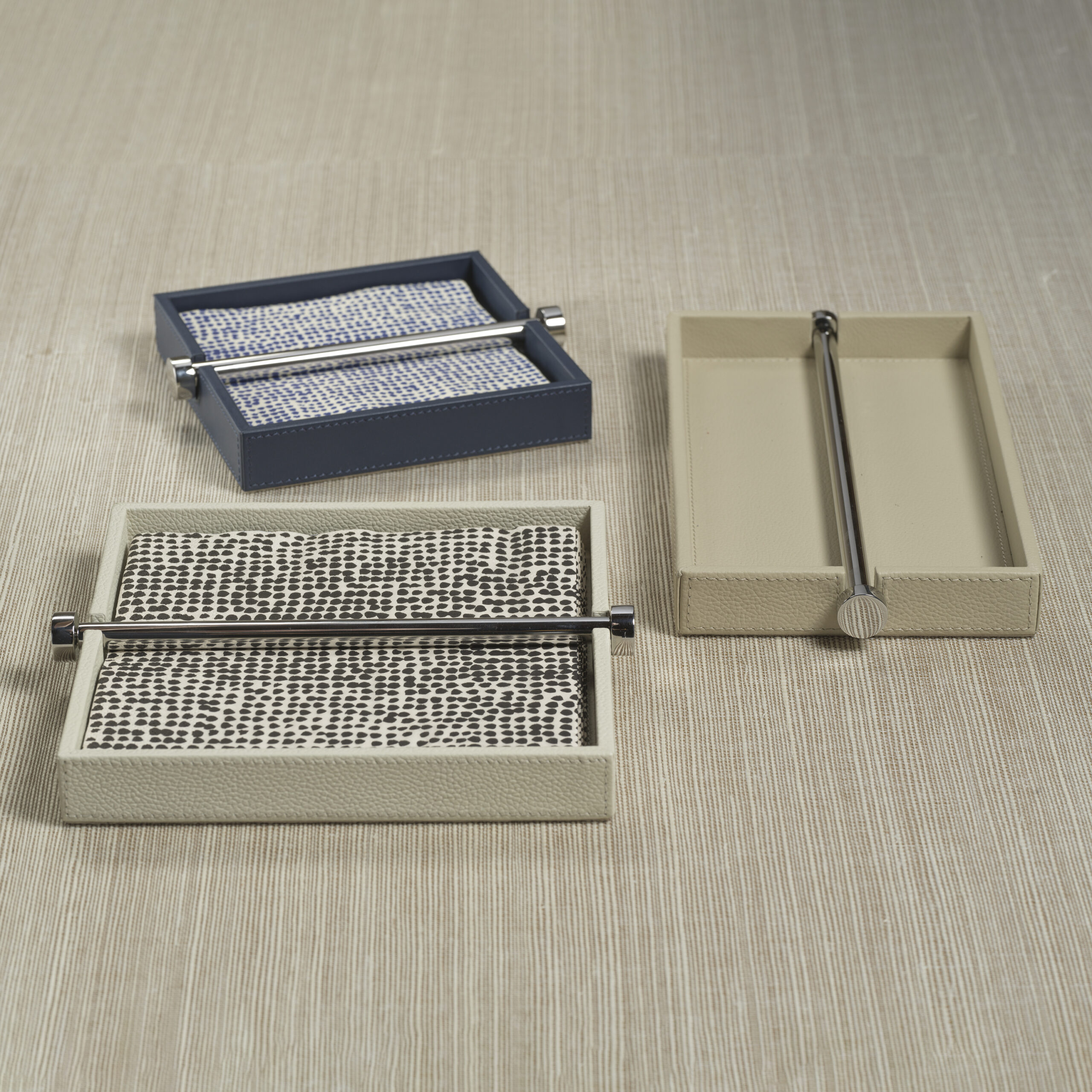 Ruvo Luncheon Napkin Holder by Zodax - Image 2