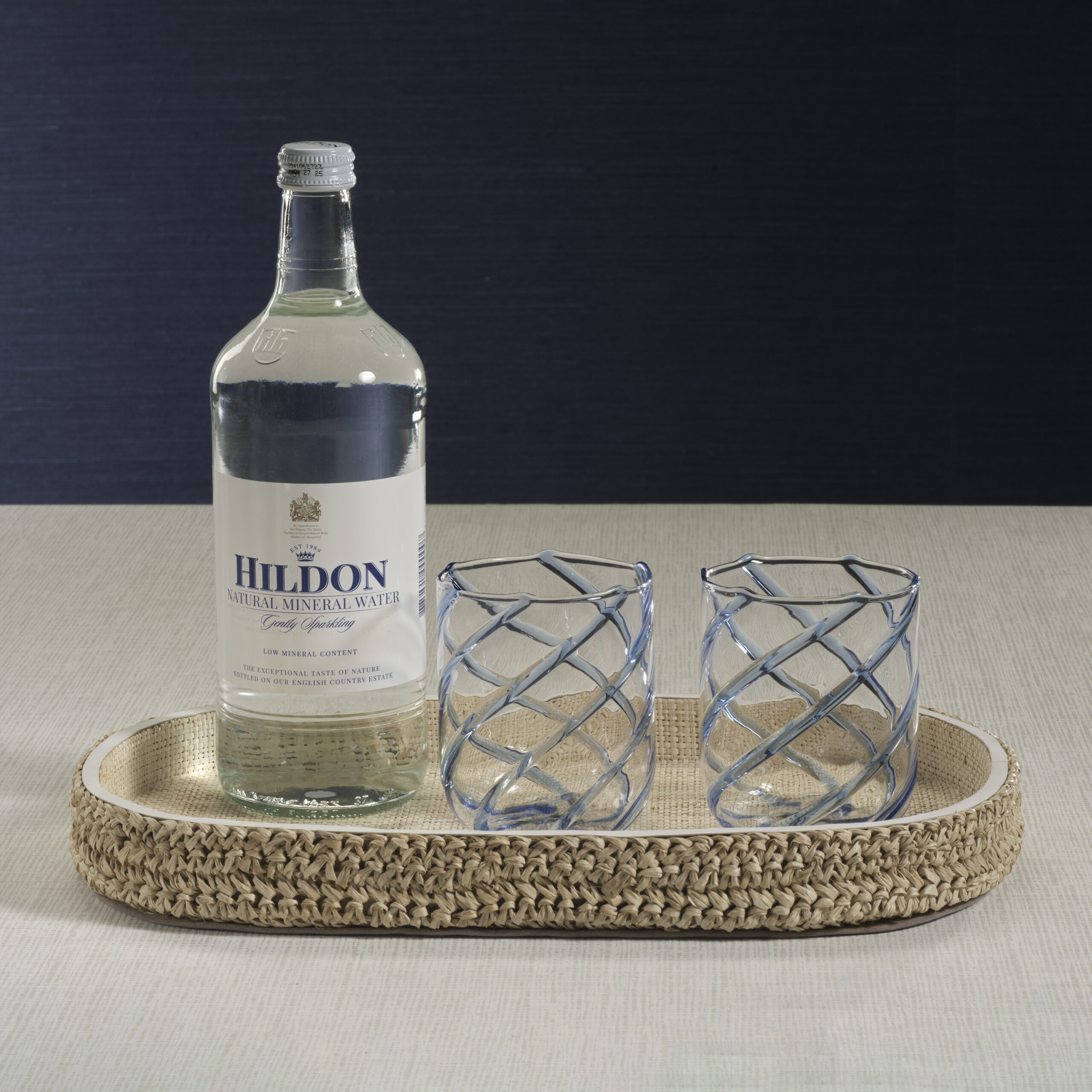 Reggio Loom Oval Raffia Tray with Leather Trim, Small by Zodax - Image 4