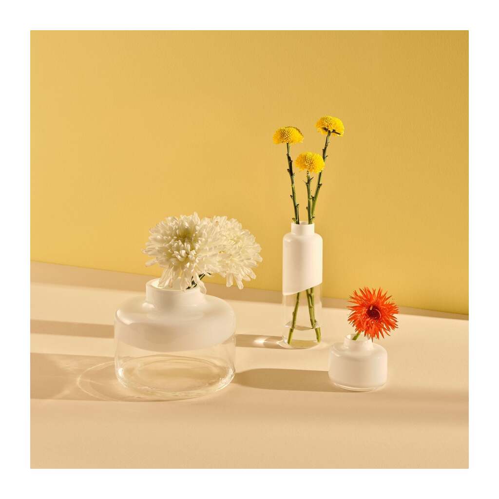 Magnolia Vase White Small by Nude Glass - Image 2