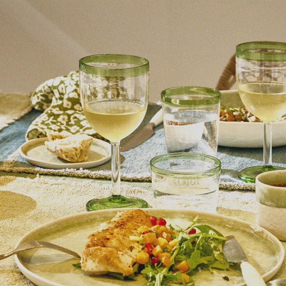 Tarifa Green and Clear Borosilicate Wine Glass by Pomax - Image 2