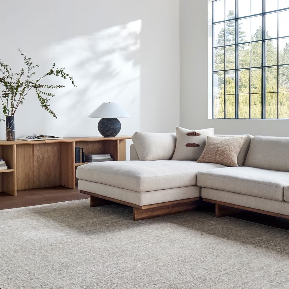 Maria Elena Polyester Machine Woven Rug by Galey Alix for Livabliss - Image 2
