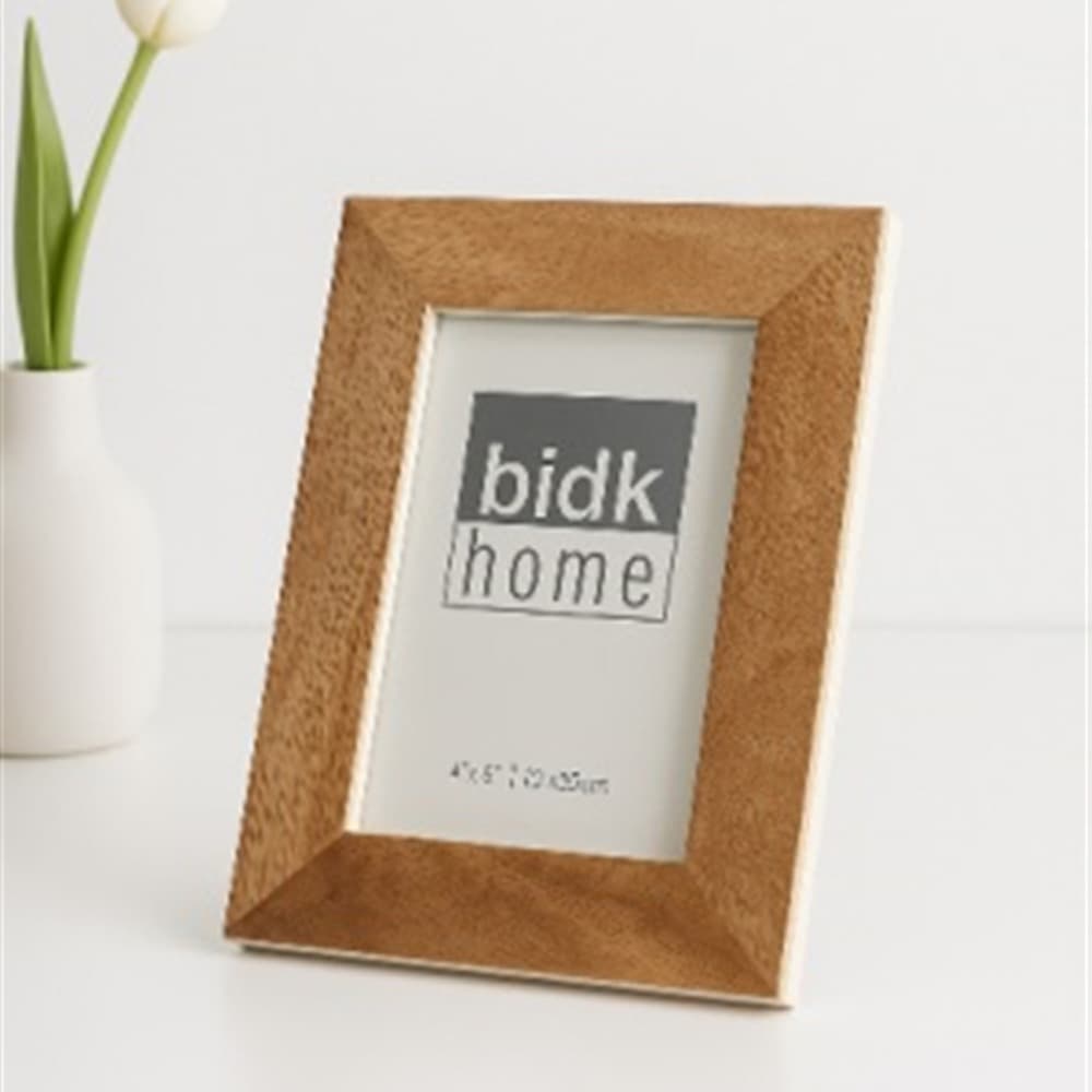 White Resin Border Frames in 3 Sizes by BIDKhome - Image 8