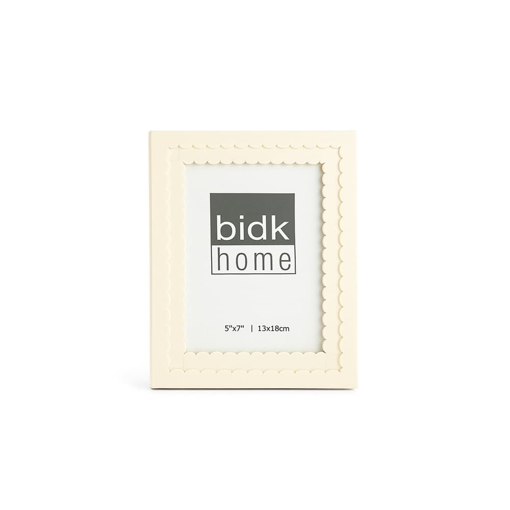 White Resin Frames with Flower Design in 3 Sizes by BIDKhome