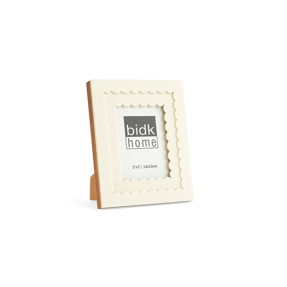 White Resin Frames with Flower Design in 3 Sizes by BIDKhome - Image 2