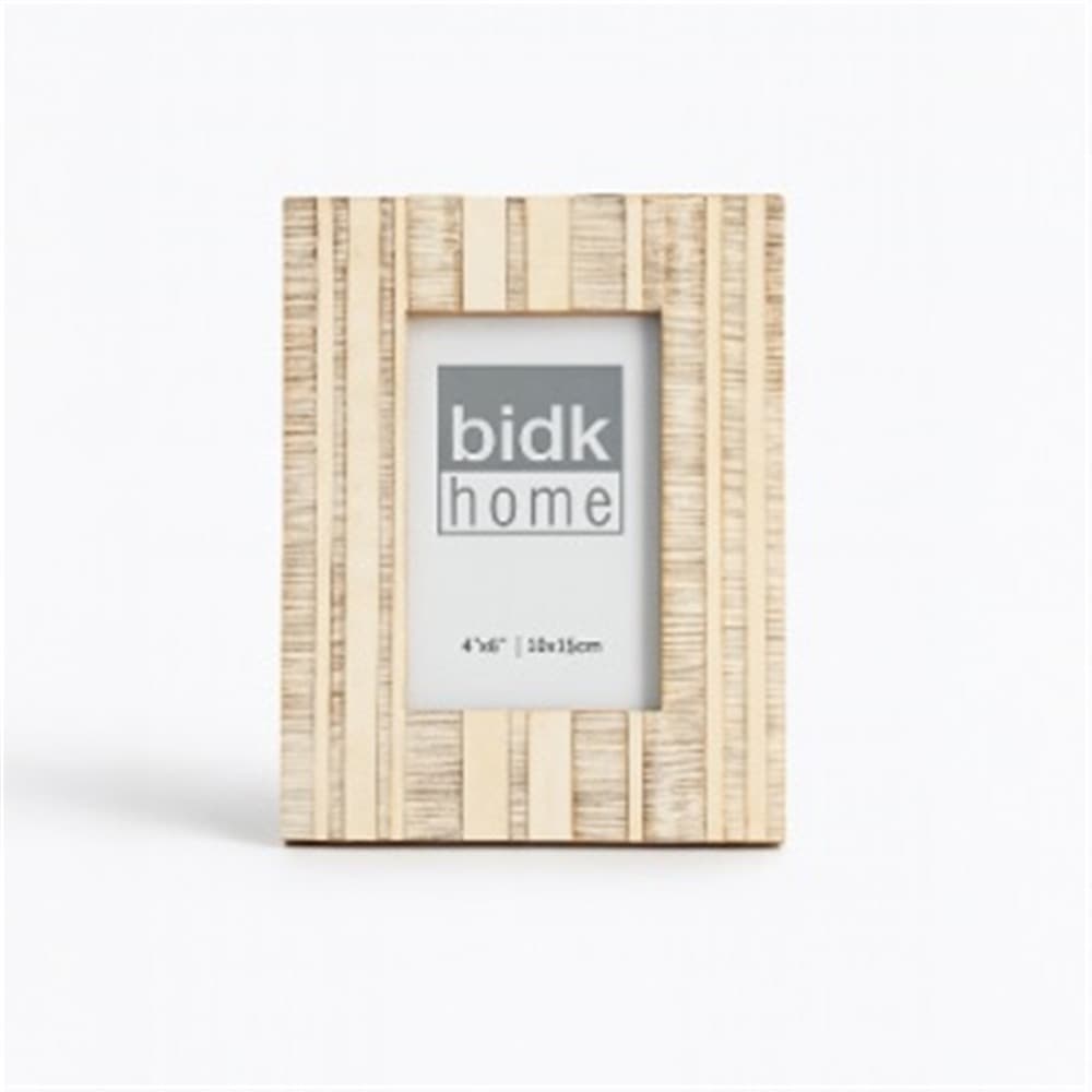 White & Light Grey Resin Picture Frames by BIDKhome