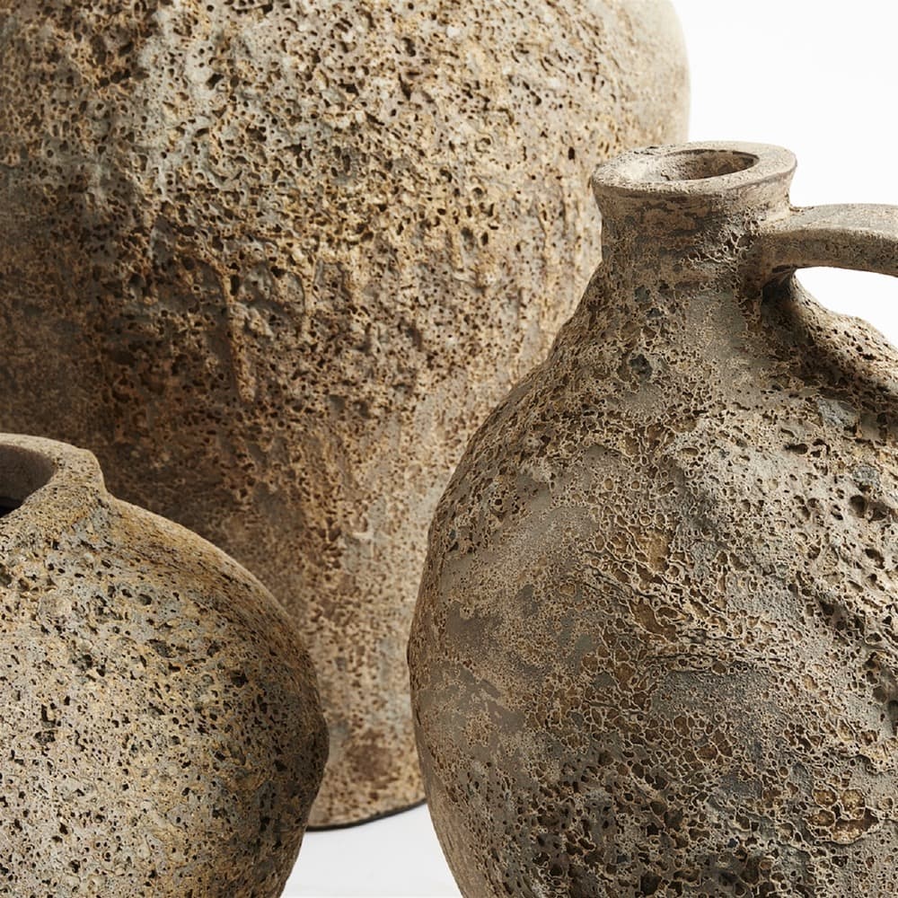 Trace Coral/Sand Decorative Bottle by Muubs - Image 9