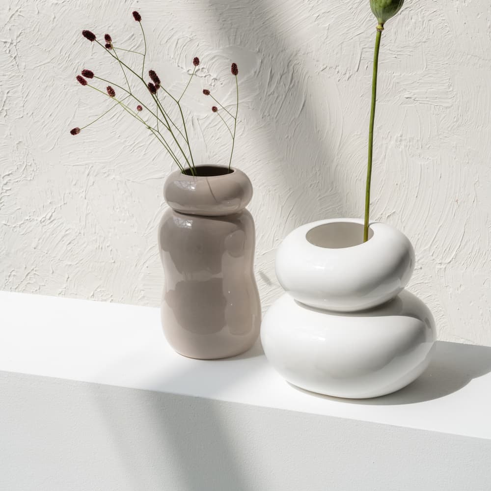 Vase Pebbles White by Urban Nature Culture - Image 2